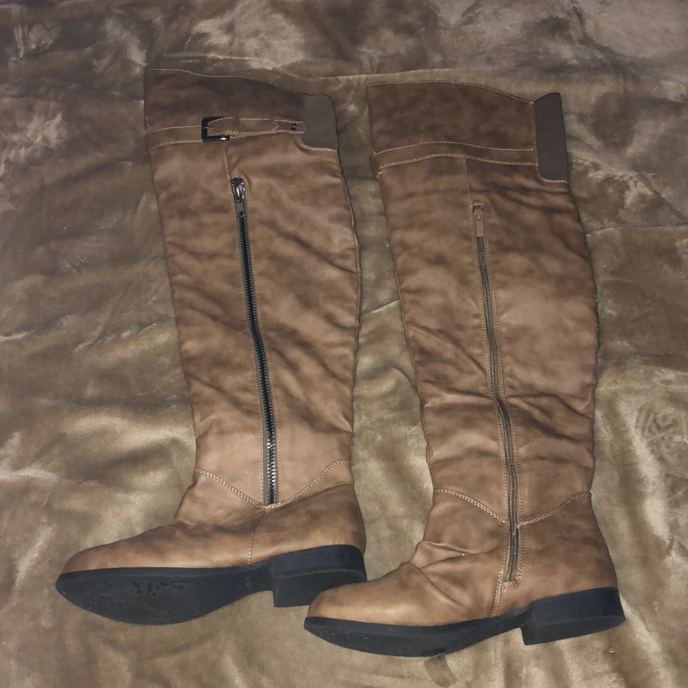 LIKE NEW Over the knee boots